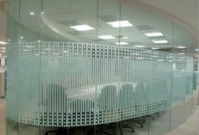 Dịch vụ cắt decal trong tại Tp.HCM