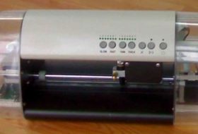 Máy cắt Decal mini DC240
