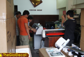 Tuyển thiết kế tem nhãn, thợ cắt, dán, in decal